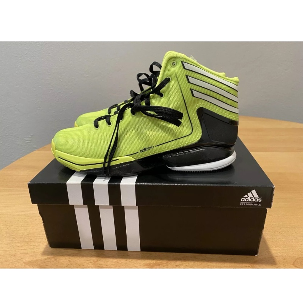 Adidas Adizero Crazy Light 2 Sz. 5.5 **BRAND NEW**